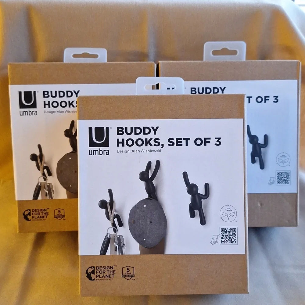Climbing people wall hooks. Set of 3. Black.